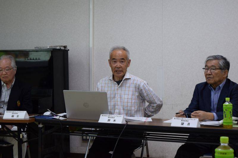 事務局長を引き継ぐ鈴木さん 事務局長を引き継ぐ鈴木さん